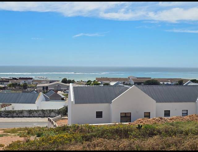 LAND FOR SALE IN DA GAMA BAY
